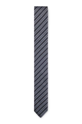 Silk tie with diagonal stripes, Blue stripes
