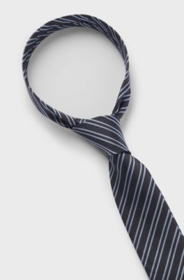 Silk tie with diagonal stripes, Blue stripes