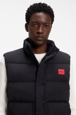 Gilet imbottito leggero con dettaglio con logo rosso, Nero