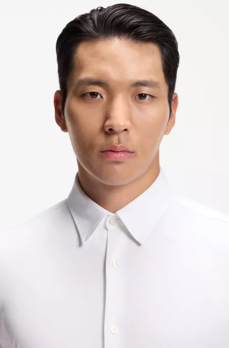 Slim-fit shirt in structured performance-stretch fabric