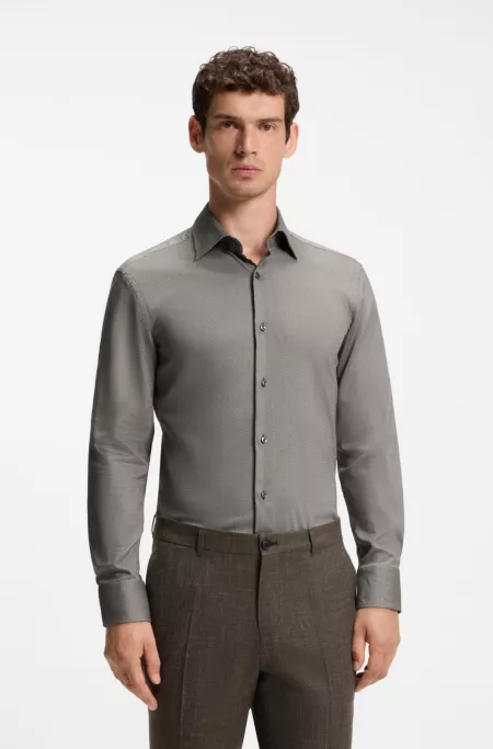 Slim-fit shirt in a thermoregulating structured cotton blend