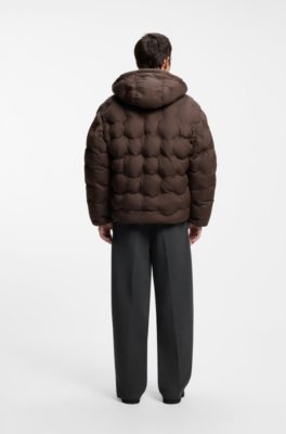 Water-repellent jacket with quilting 2