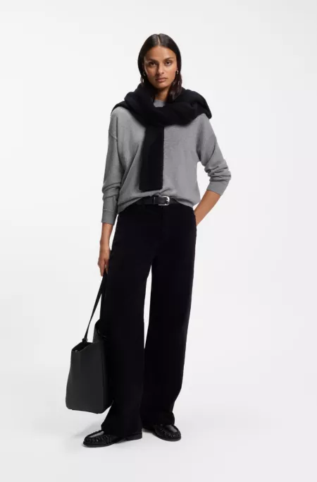 Crew-neck sweater in pure cashmere