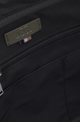 Grained document case with logo lettering, Dark Green