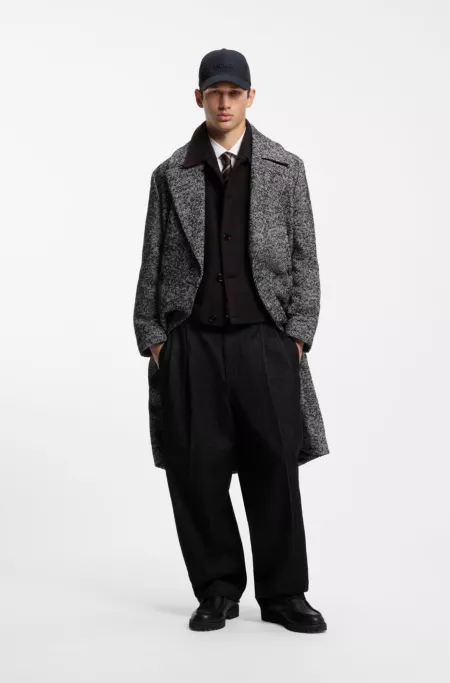Double-breasted coat in a virgin wool blend