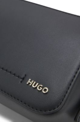 現行モデル HUGO BOSS ツイルクロスボディバッグ スタックロゴ ブラック HUGO - ツイル クロスボディバッグ メタルスタックロゴ - ブラック