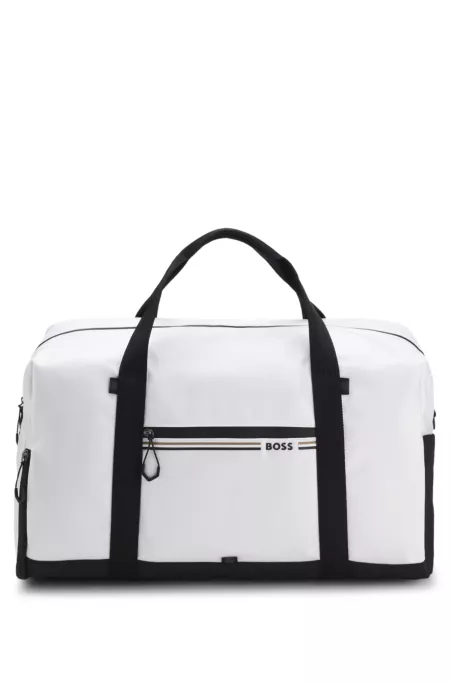 Weekender aus strukturiertem Gewebe mit Logo und Signature-Streifen