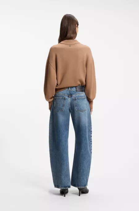 Barrel-fit jeans in soft-washed blue denim