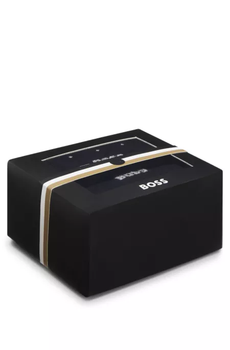 Gift-boxed two-pack of socks with metallic thread