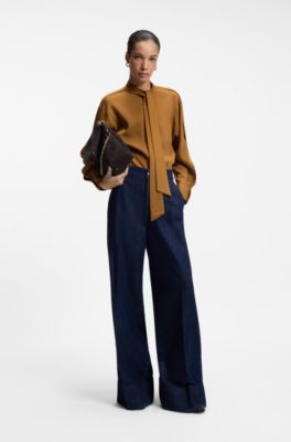 Tie-collar crepe blouse, Brown