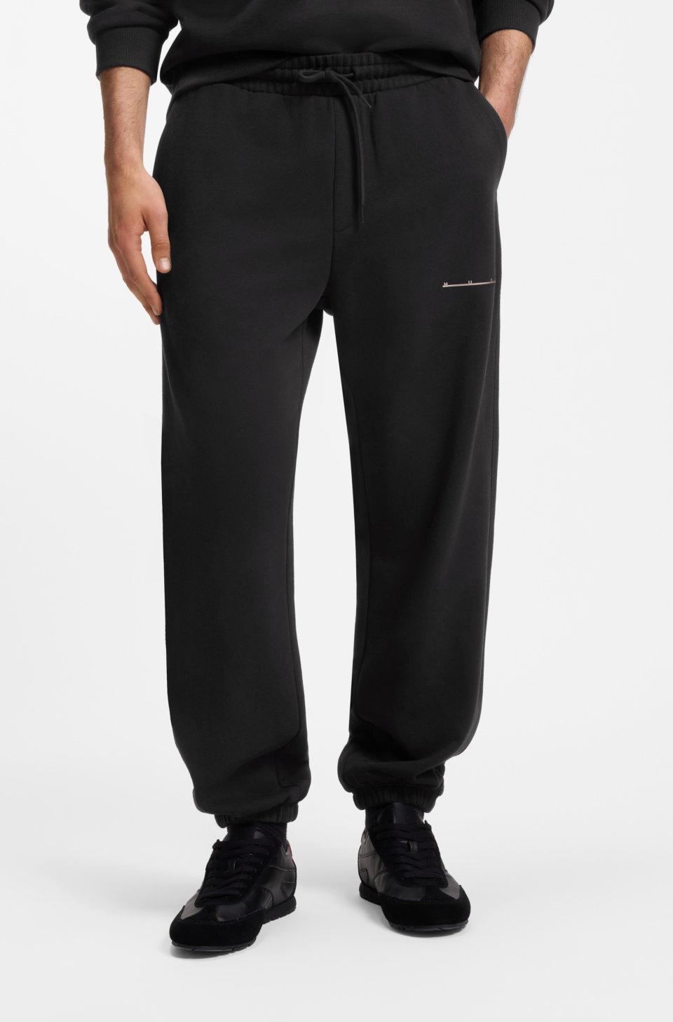 Relaxed-fit cotton trousers with streetwear logo
