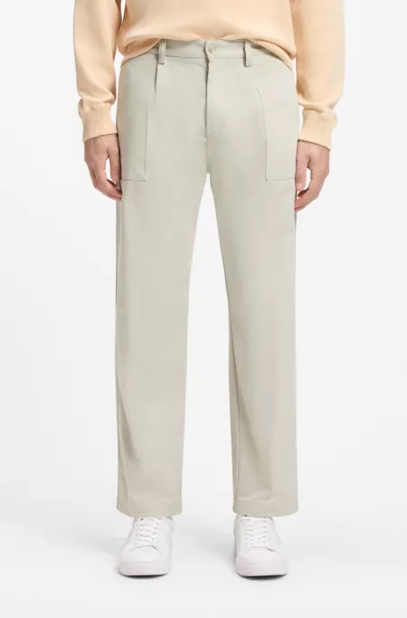 Cotton-blend chinos with pleat and patch pocket