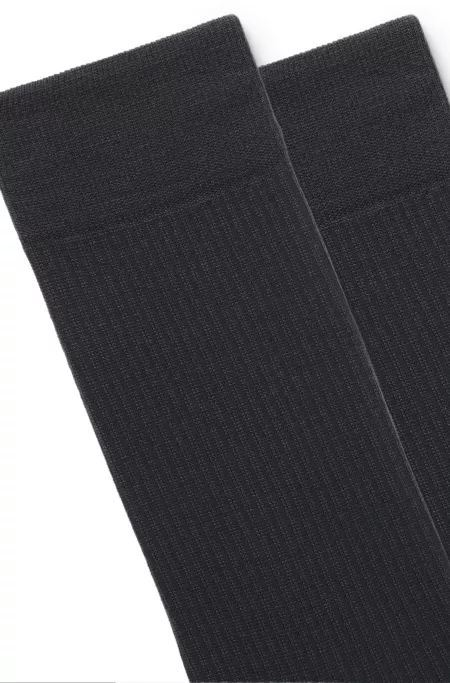 Two-pack of regular-length ribbed socks
