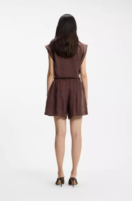 Regular-fit shorts in canvas with drawstring waist