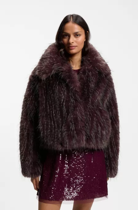 Manteau Relaxed en fourrure synthétique à l'allure saisissante