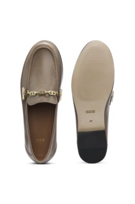 Leather loafers with chain trim and logo detail, Brown
