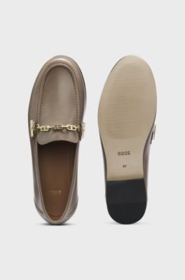 Leather loafers with chain trim and logo detail, Brown