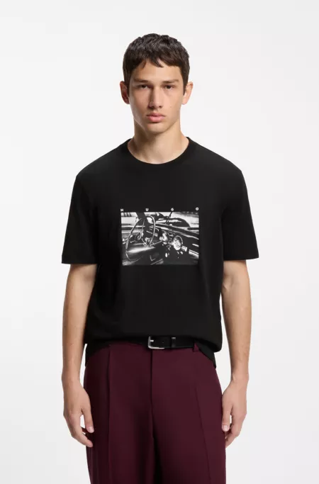 Relaxed-fit T-shirt in cotton with graphic print
