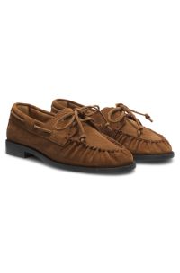 Mocassins en cuir su&eacute;d&eacute; avec bout &agrave; plateau cousu main, Marron