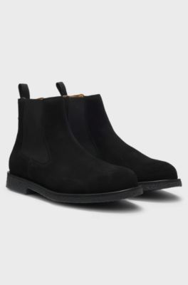 Chelsea boots in suede with signature-stripe stitching, Black