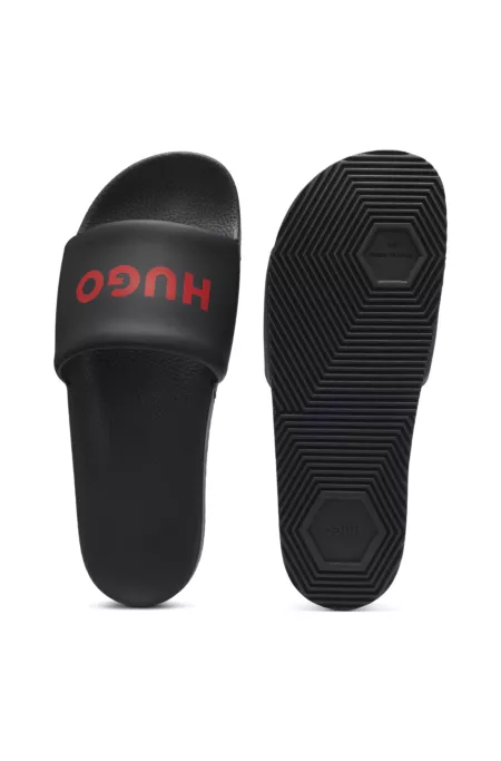 Chanclas con tira acolchada y logo en contraste