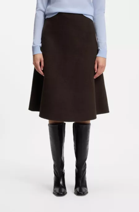 A-line skirt in a wool blend