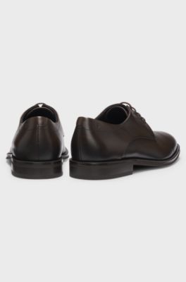 Scarpe Derby in pelle con mascherina in punta, Marrone scuro