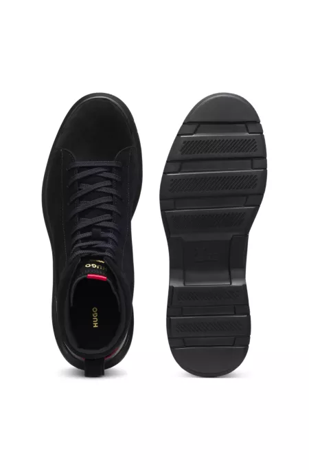 Boots aus Veloursleder mit Leder-Details