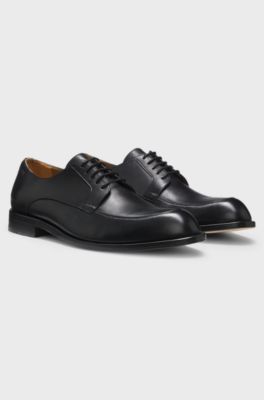 Scarpe Derby in pelle con logo goffrato, Nero