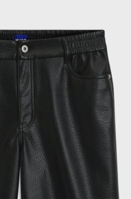 Pantaloni relaxed fit in similpelle con tasche applicate, Nero