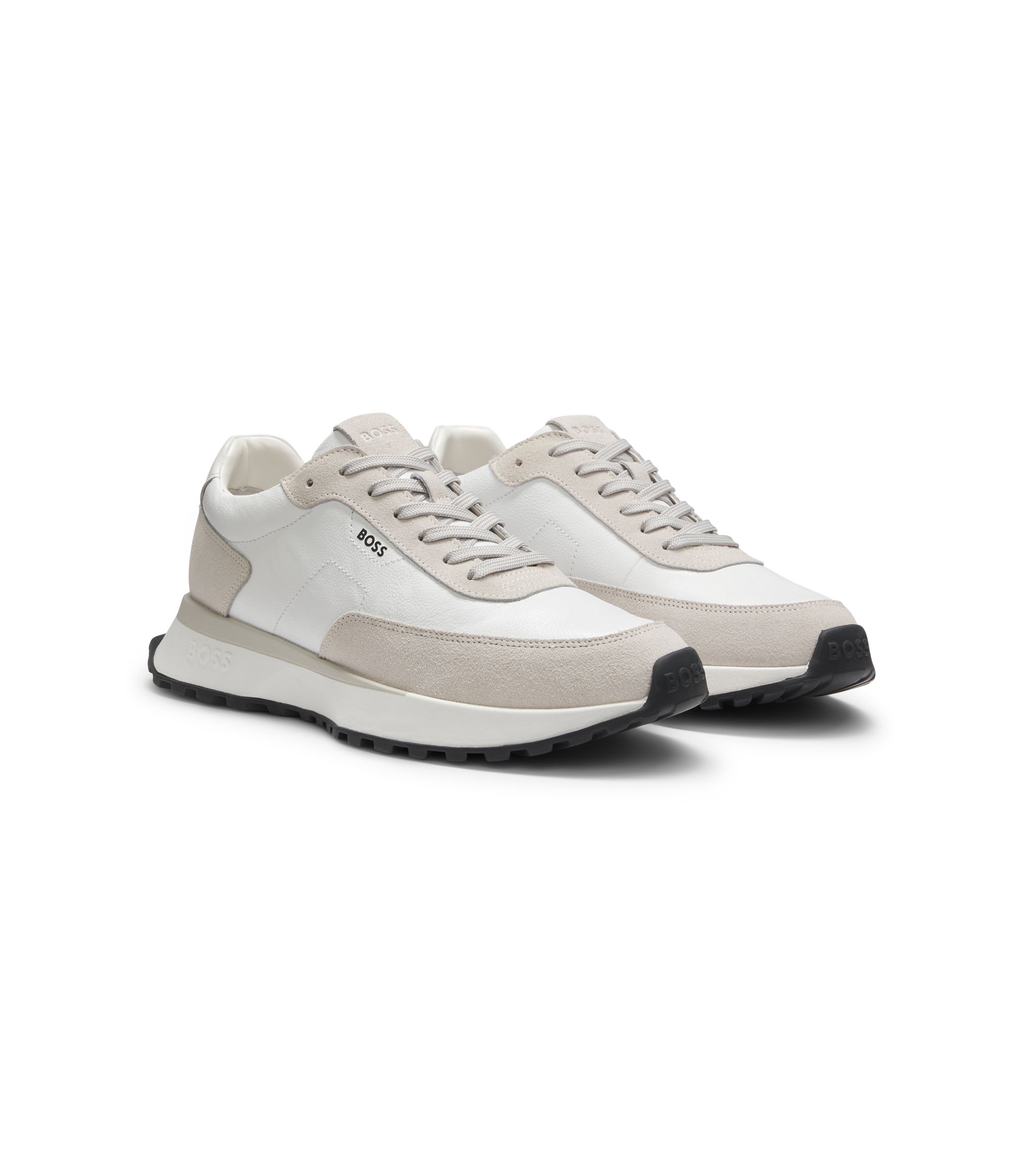 Ledersneakers mit Logo an der Seite