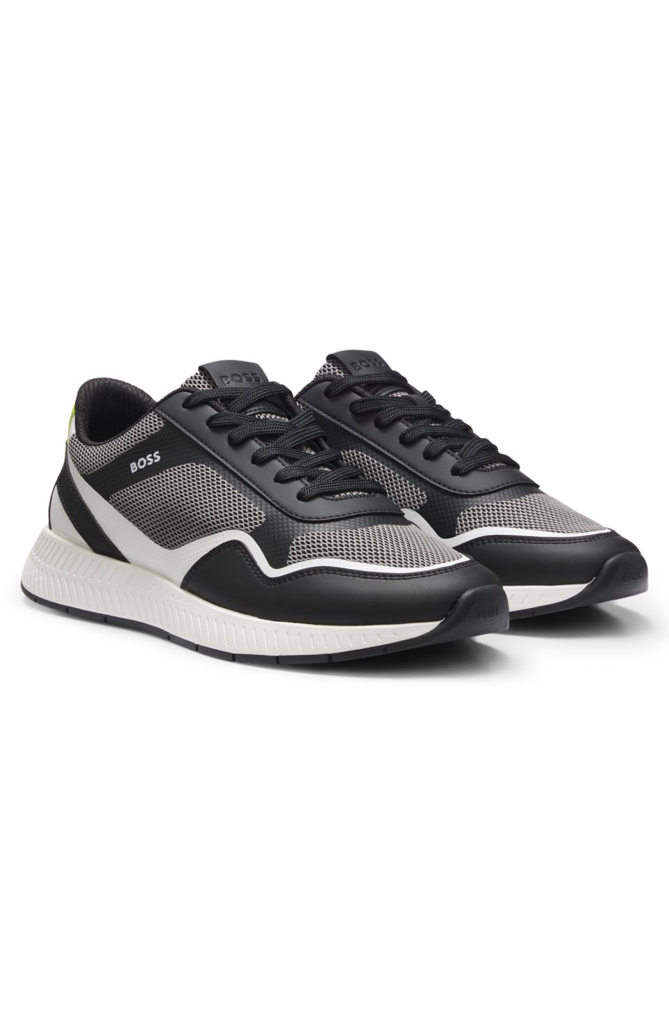 Mesh trainers with ribbed sole