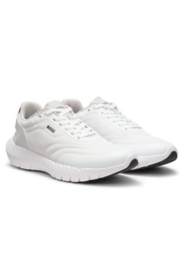 Running trainers with leather trims