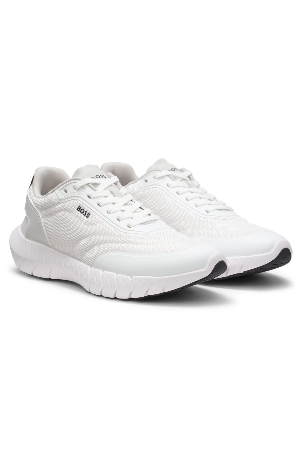 Running trainers with leather trims