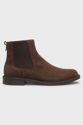 Chelsea boots in suede with embossed logo, Brown