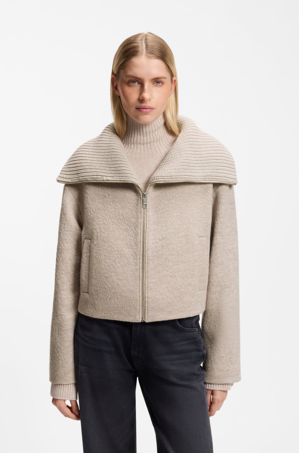Zip-front jacket in virgin wool