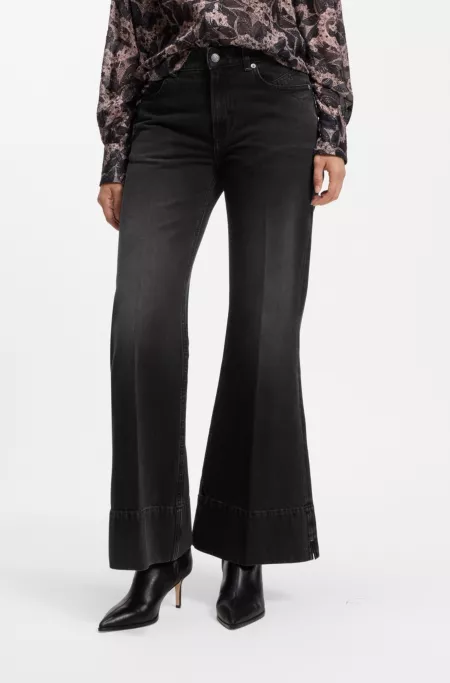 Low-rise regular-fit jeans in bootcut cotton