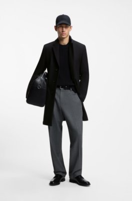 Slim-fit coat with three-button closure