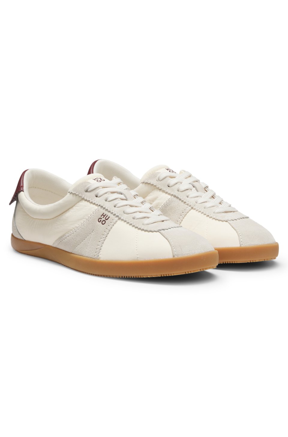 Low-top trainers with suede trims