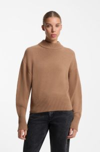 Jersey relaxed fit de punto con cuello medio, Marr&oacute;n claro