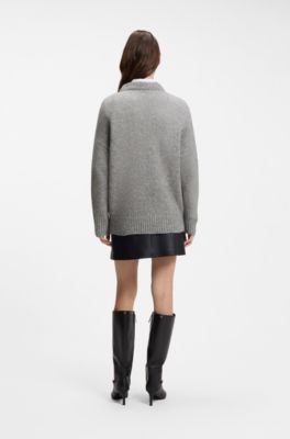 Oversize-fit alpaca-blend sweater with script logo, Gr&aring;