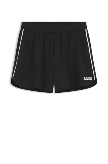 Active dual-layer shorts with moisture management