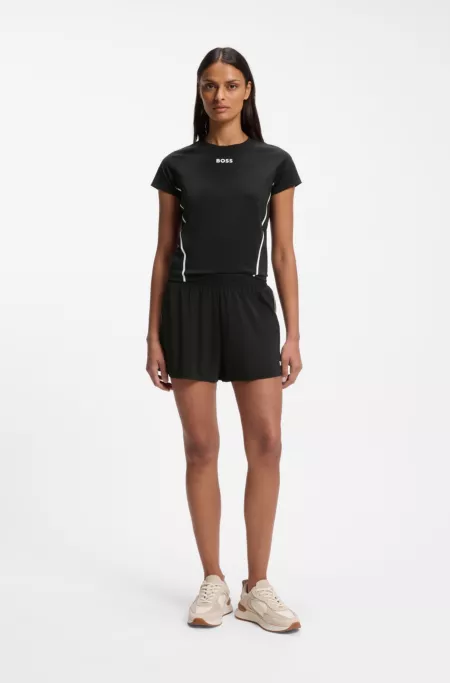 Active dual-layer shorts with moisture management