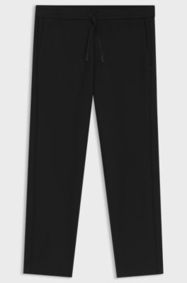 Regular-Fit Jogginghose mit 4-Wege-Stretch, Schwarz