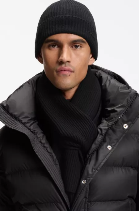 Beanie hat and scarf set in wool and cashmere