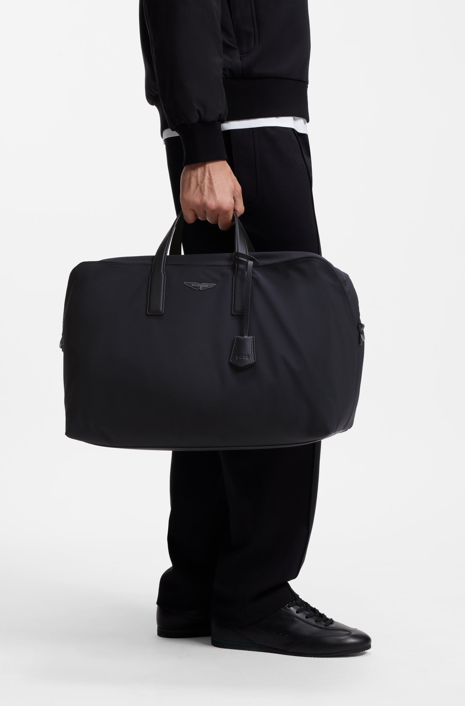 Boss x ASTON MARTIN holdall with special branding res- & sportväskor herr – bild 2