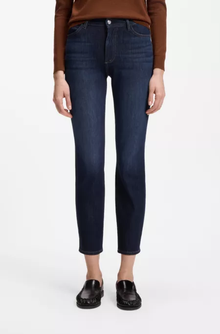 Vaqueros slim fit en denim elástico 360° color añil