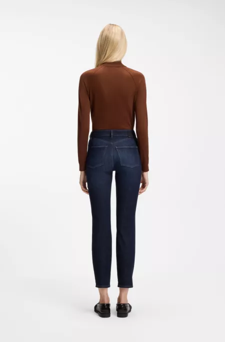 Vaqueros slim fit en denim elástico 360° color añil