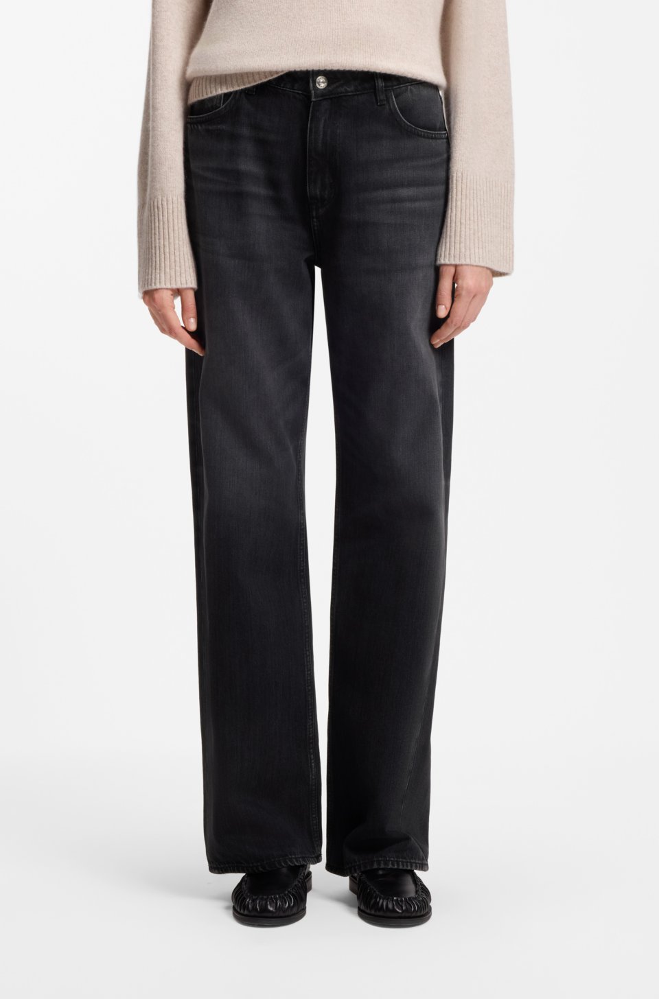 Wide-leg jeans in black rigid denim