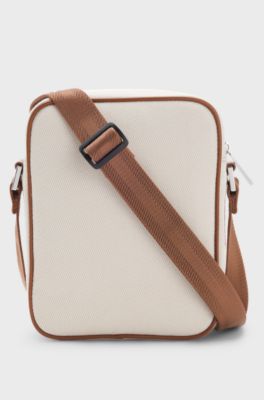 BOSS SELECTED BY SHOHEI OHTANI Reporter-Tasche aus Canvas, Hellgrau